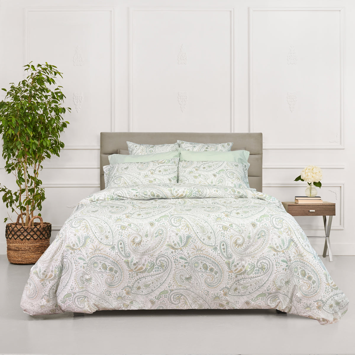 Annabelle Bedding Collection