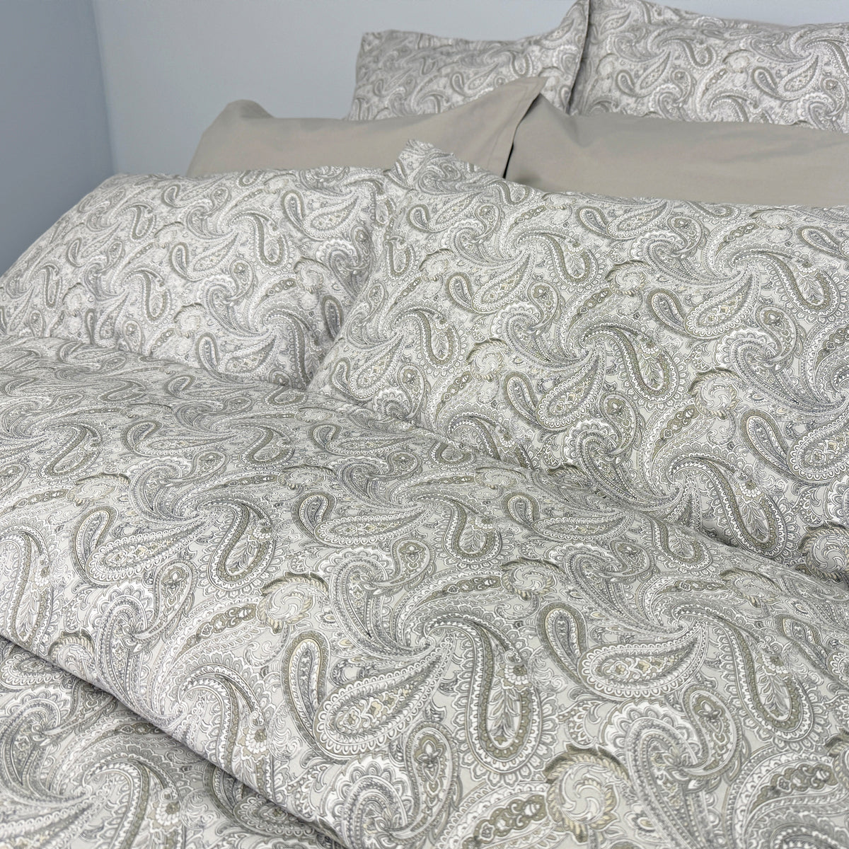 Carlson Bedding Collection